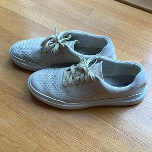 Cole Haan Grand cream/tan/off-white leather sneakers size 9.5